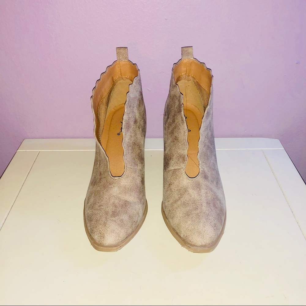 Beige Nude Boots Booties Festival Size 7